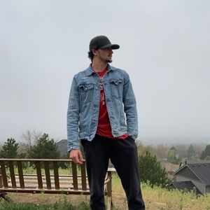 Meet your Posher, Evan